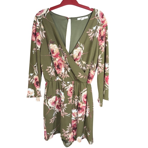 mi a mi Pants - Miami Olive Green Floral Long Bell Sleeve Surplice Romper Womens Large